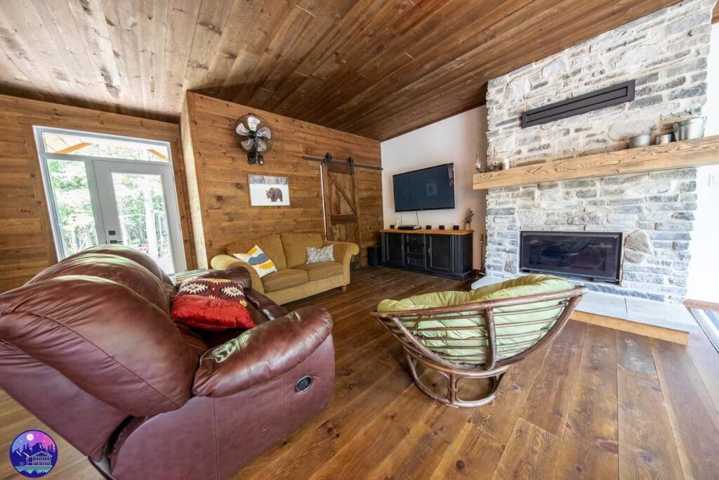 Chalet Deschamps- Spa- Chien Accepte- Nature- Estrie Mansonville Exteriér fotografie
