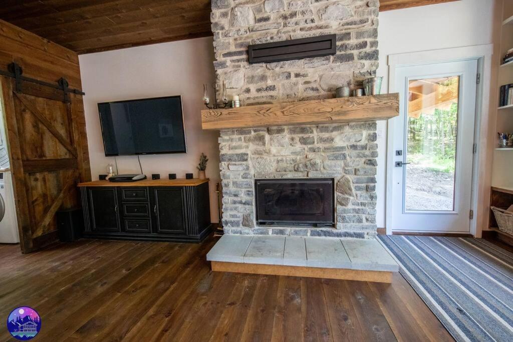Chalet Deschamps- Spa- Chien Accepte- Nature- Estrie Mansonville Exteriér fotografie